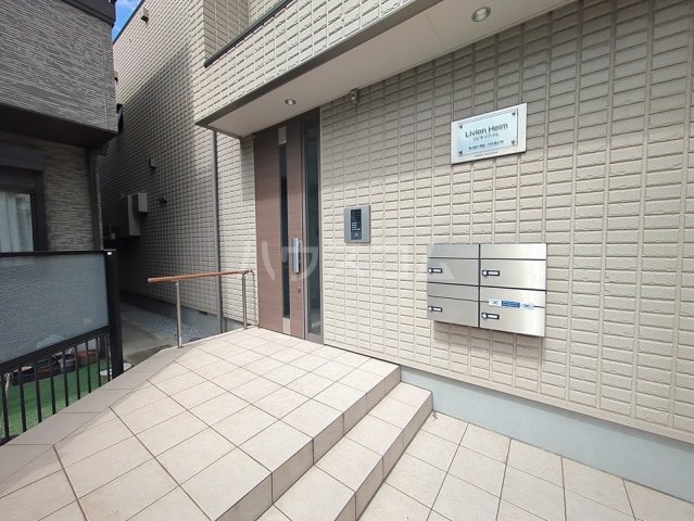 3/6 エントランス