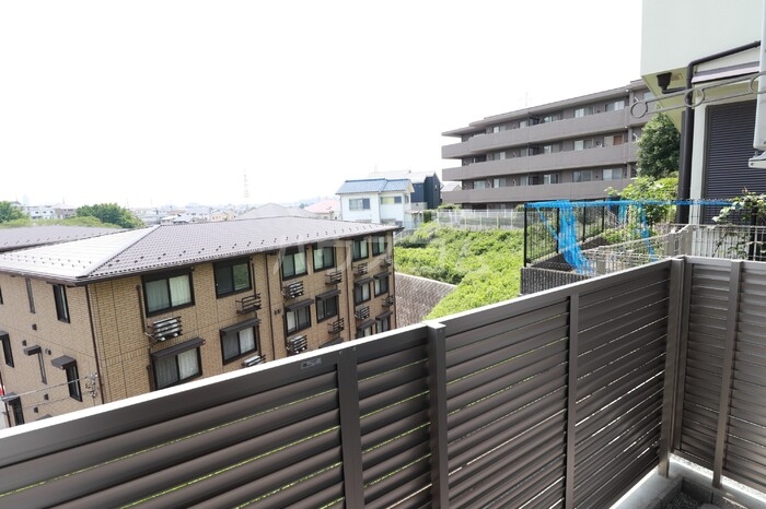 13/19 バルコニー