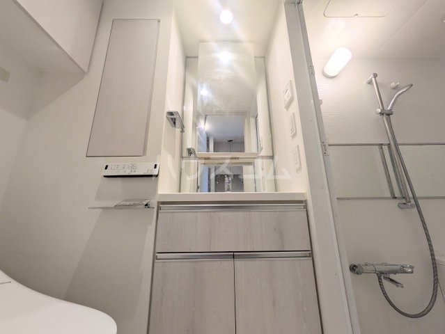 13/28 洗面