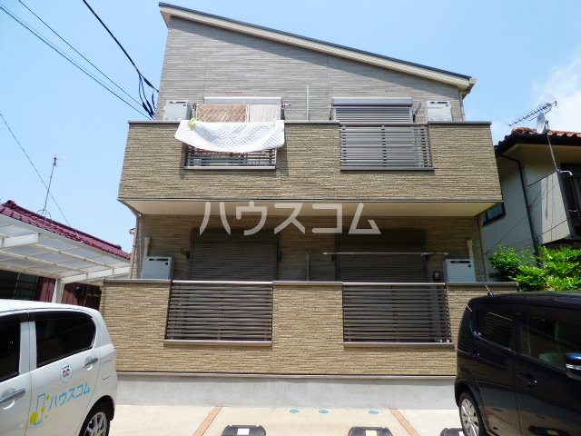 28/30 エントランス