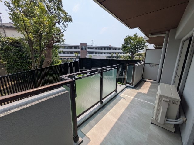 16/22 バルコニー