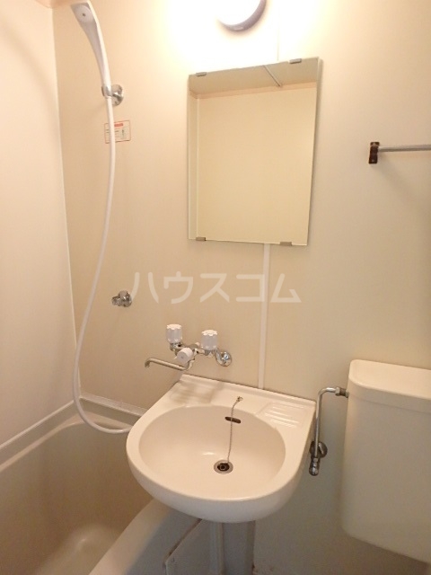 13/30 洗面