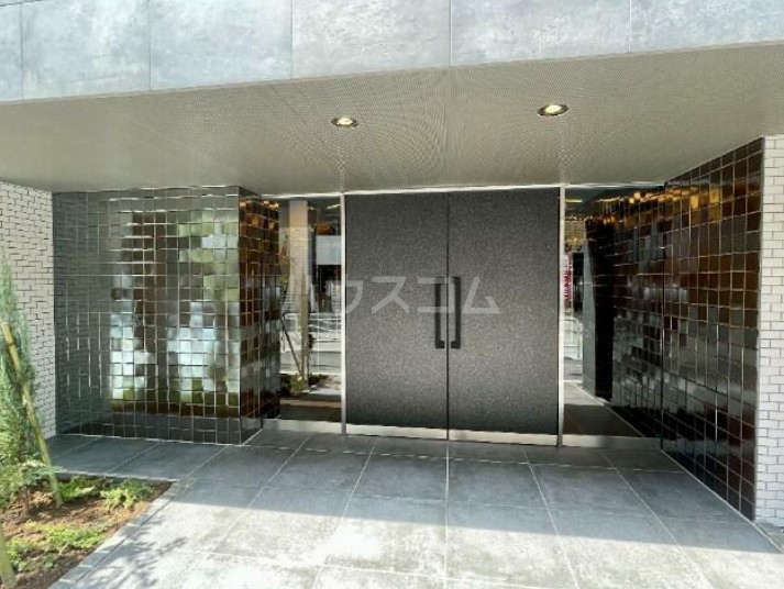 17/22 エントランス