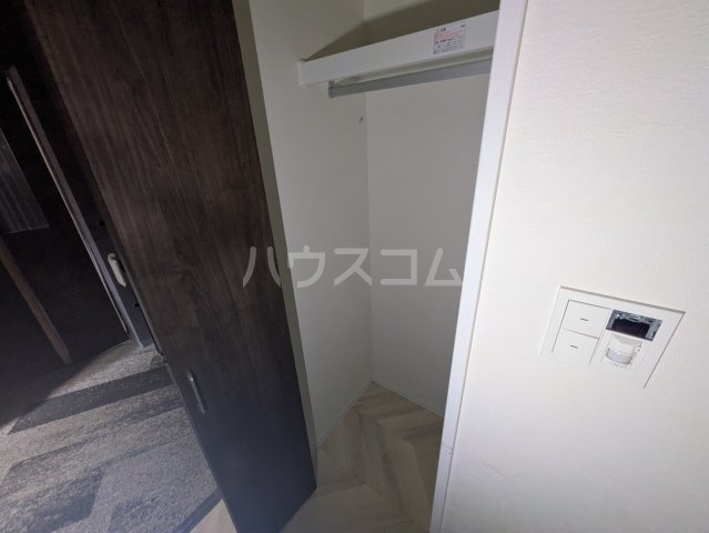 13/30 玄関