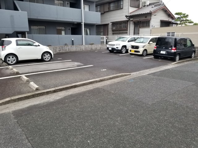 29/30 駐車場