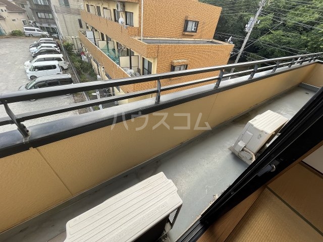 25/30 バルコニー