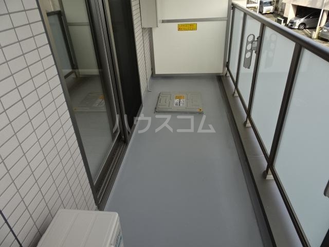 15/26 バルコニー