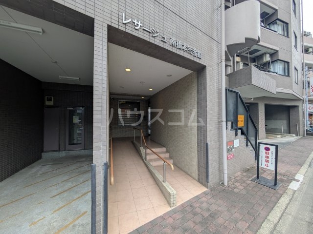 2/5 エントランス