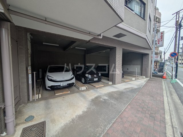 3/5 駐車場