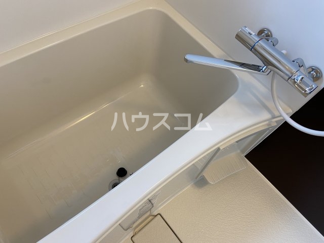 16/30 浴室