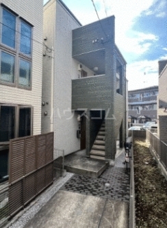 15/16 エントランス