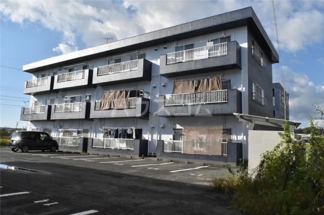 19/22 駐車場