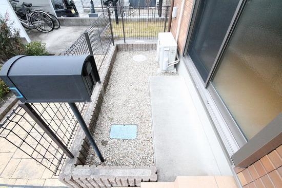 25/30 バルコニー