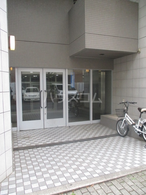 3/5 エントランス