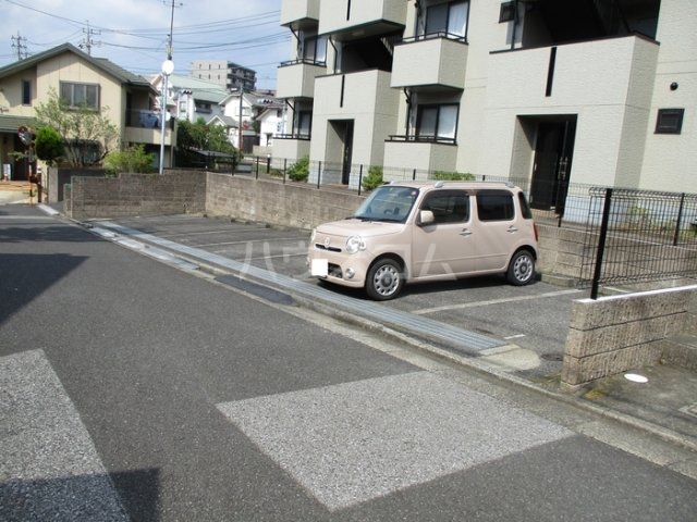 4/7 駐車場