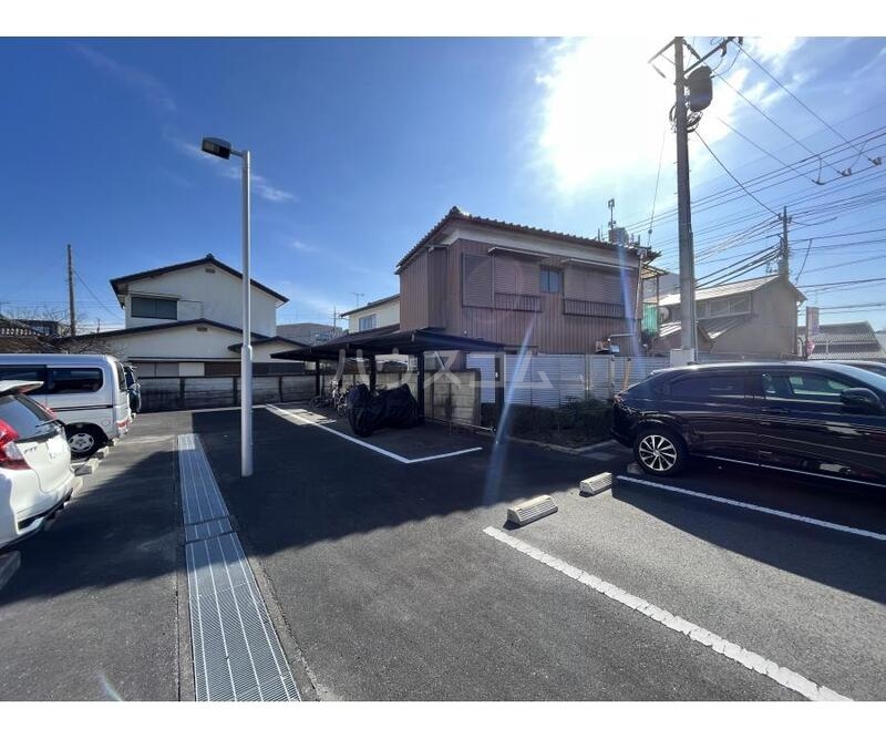 24/25 駐車場