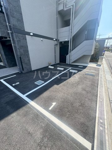 3/4 駐車場
