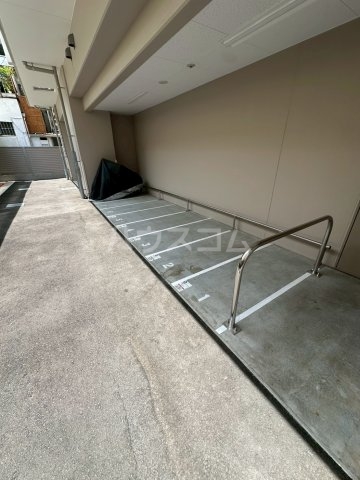21/30 駐車場