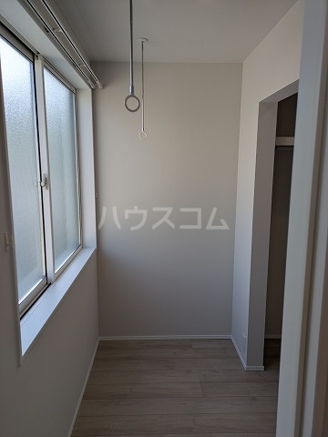 18/23 バルコニー