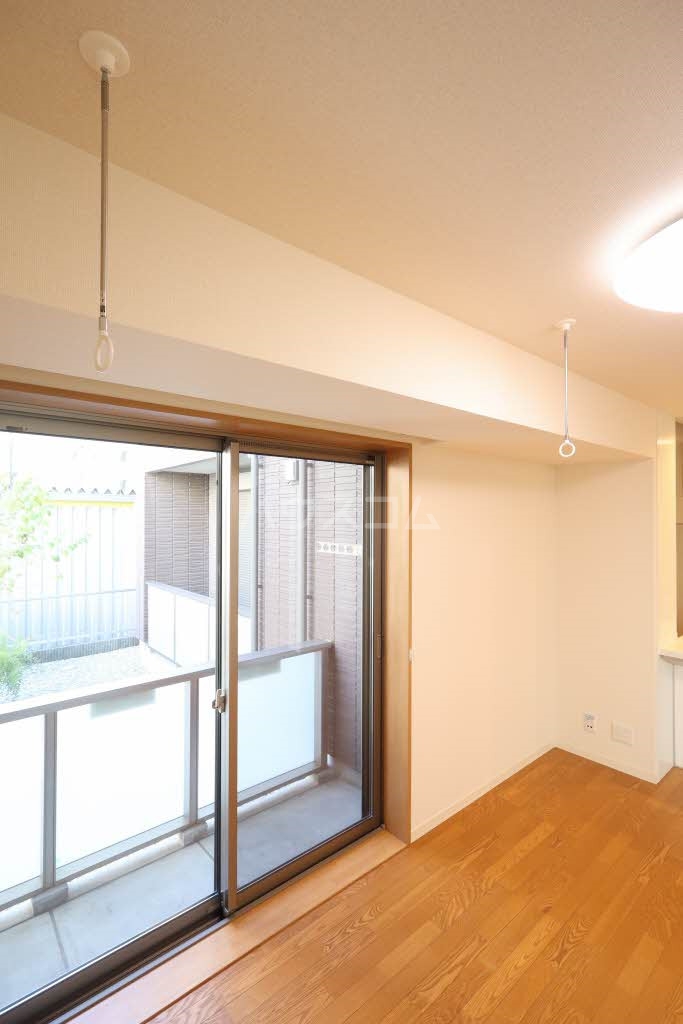 14/27 バルコニー