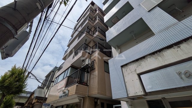2/10 外観