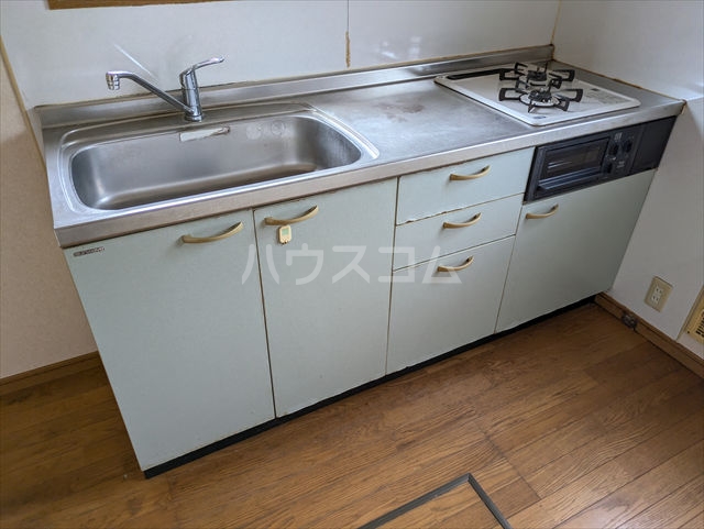 14/25 キッチン