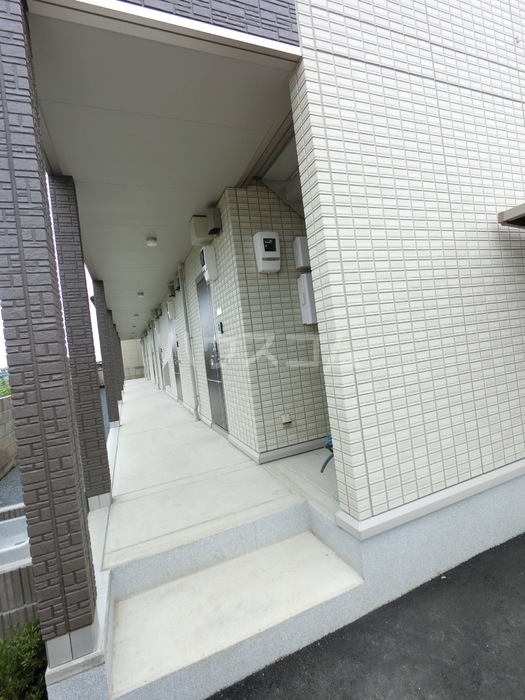18/29 エントランス