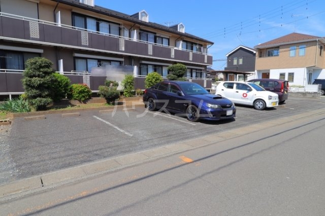 15/24 駐車場