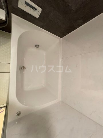 13/30 浴室