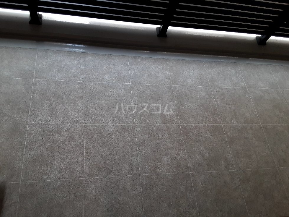 19/30 バルコニー