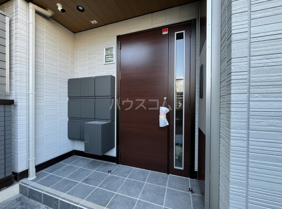 22/24 エントランス