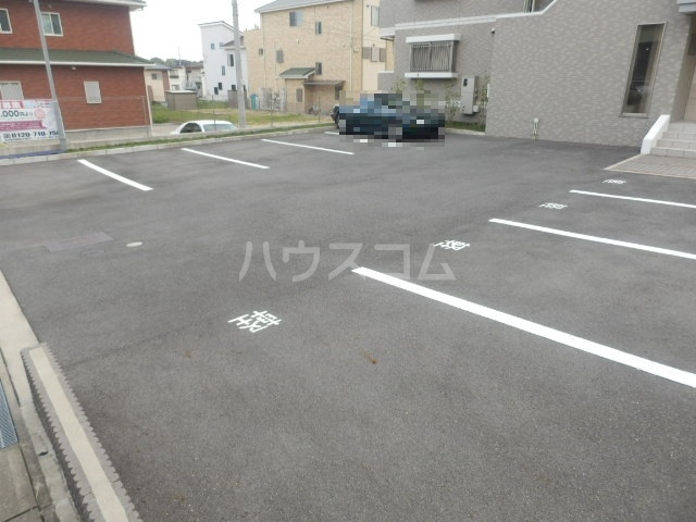 20/25 駐車場