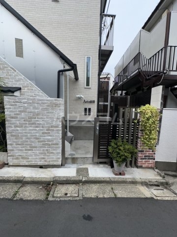 2/4 エントランス