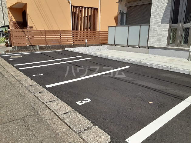3/4 駐車場