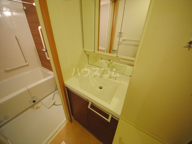 17/30 洗面