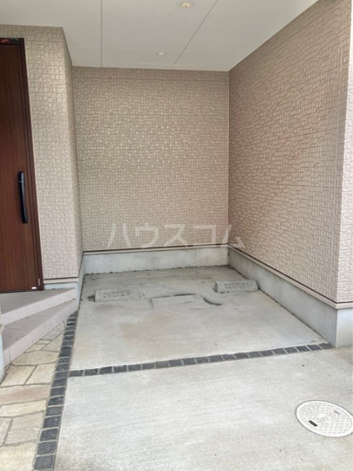 17/27 駐車場