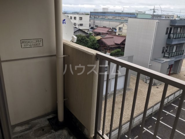 21/30 バルコニー
