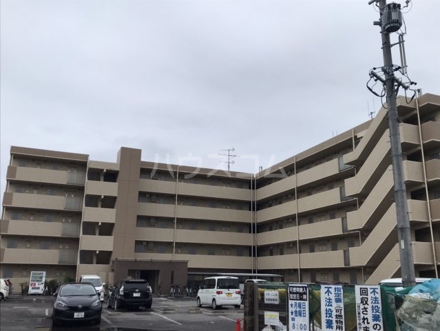 2/30 外観
