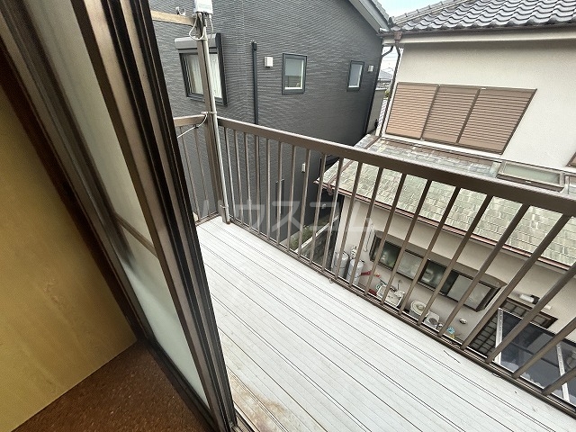 25/30 バルコニー