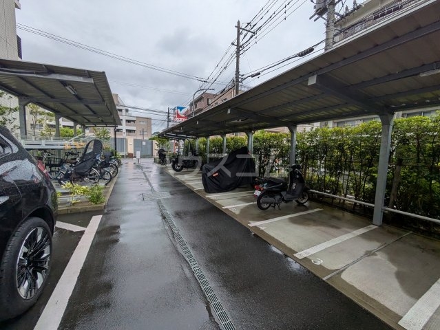 3/6 駐車場