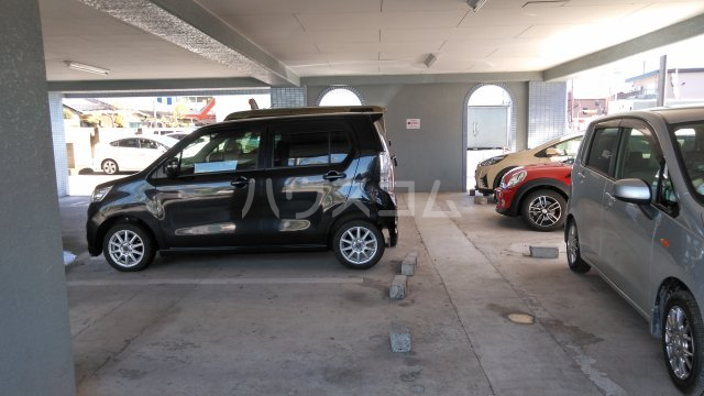 3/4 駐車場