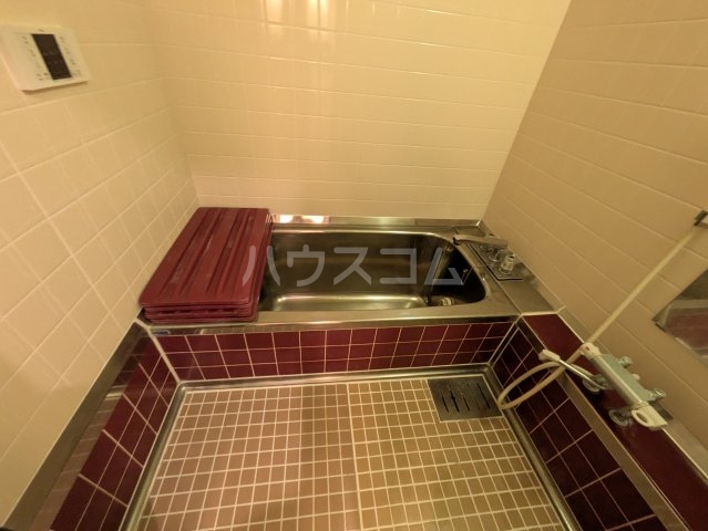 18/30 浴室