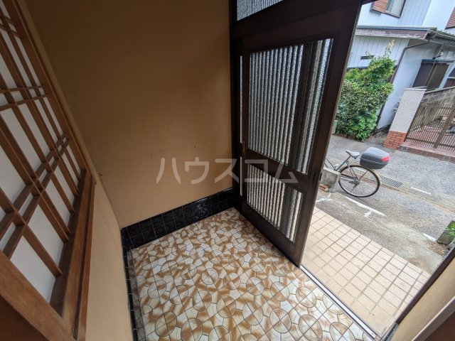 14/30 玄関