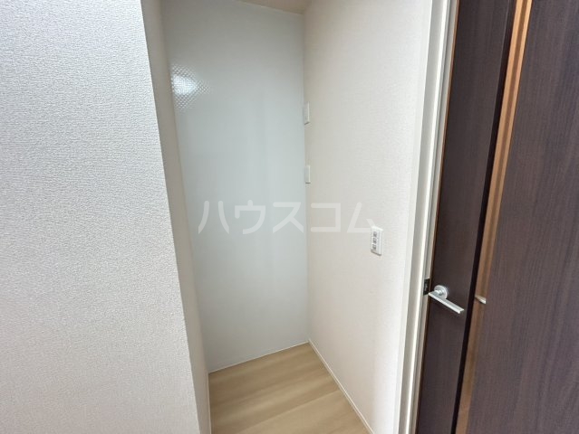 13/30 収納