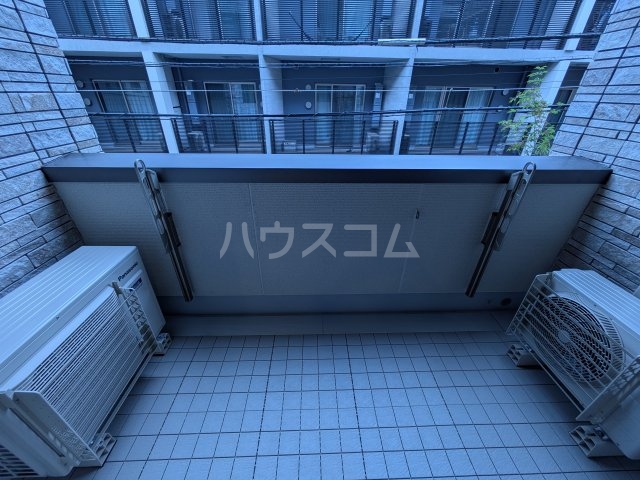 20/30 バルコニー