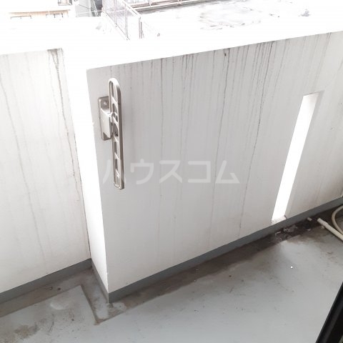 20/30 バルコニー