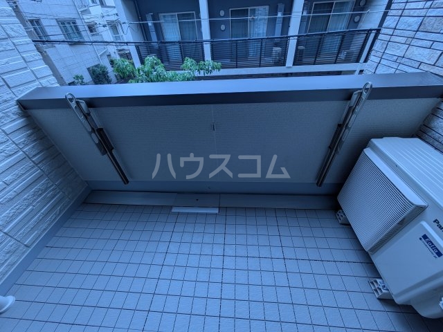 20/30 バルコニー
