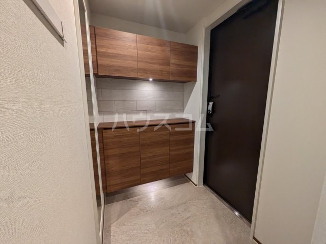 14/30 玄関