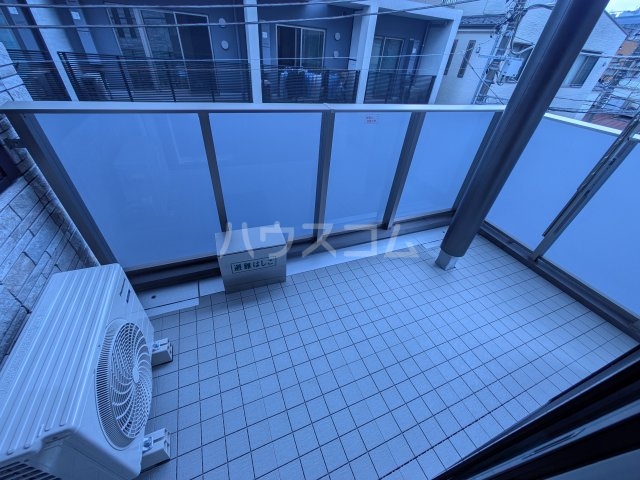 21/30 バルコニー