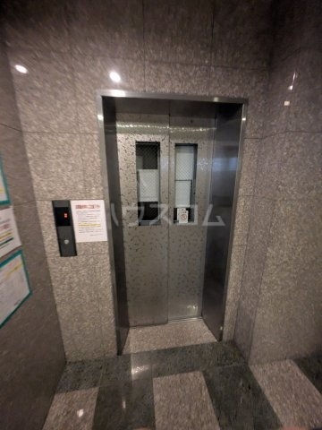 3/4 エントランス